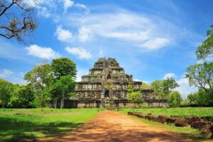 Prang Temple or Thom Temple of Kho Ker Complex © Fresh News